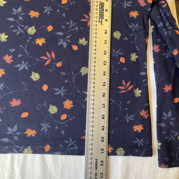 Croft & Barrow Women Shirt size M Navy Floral Crew Neck Pullover Long Sleeve - Picture 6 of 7